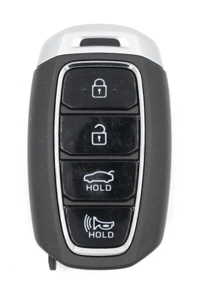 Unrefurbished OEM Hyundai 95440-AA100 NYOMBEC4FOB2004 4 Button Key Fob - Grade A