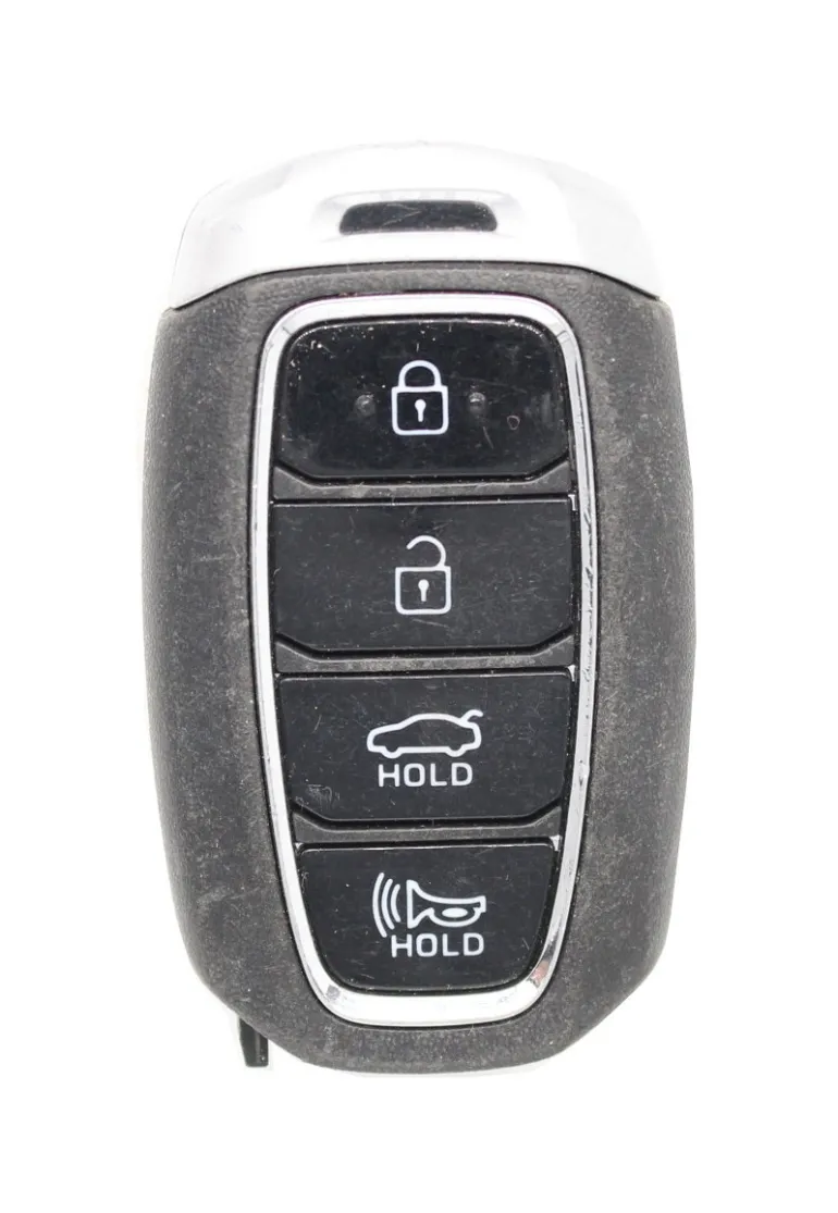 Unrefurbished OEM Hyundai 95440-AA100 NYOMBEC4FOB2004 4 Button Key Fob - Grade C