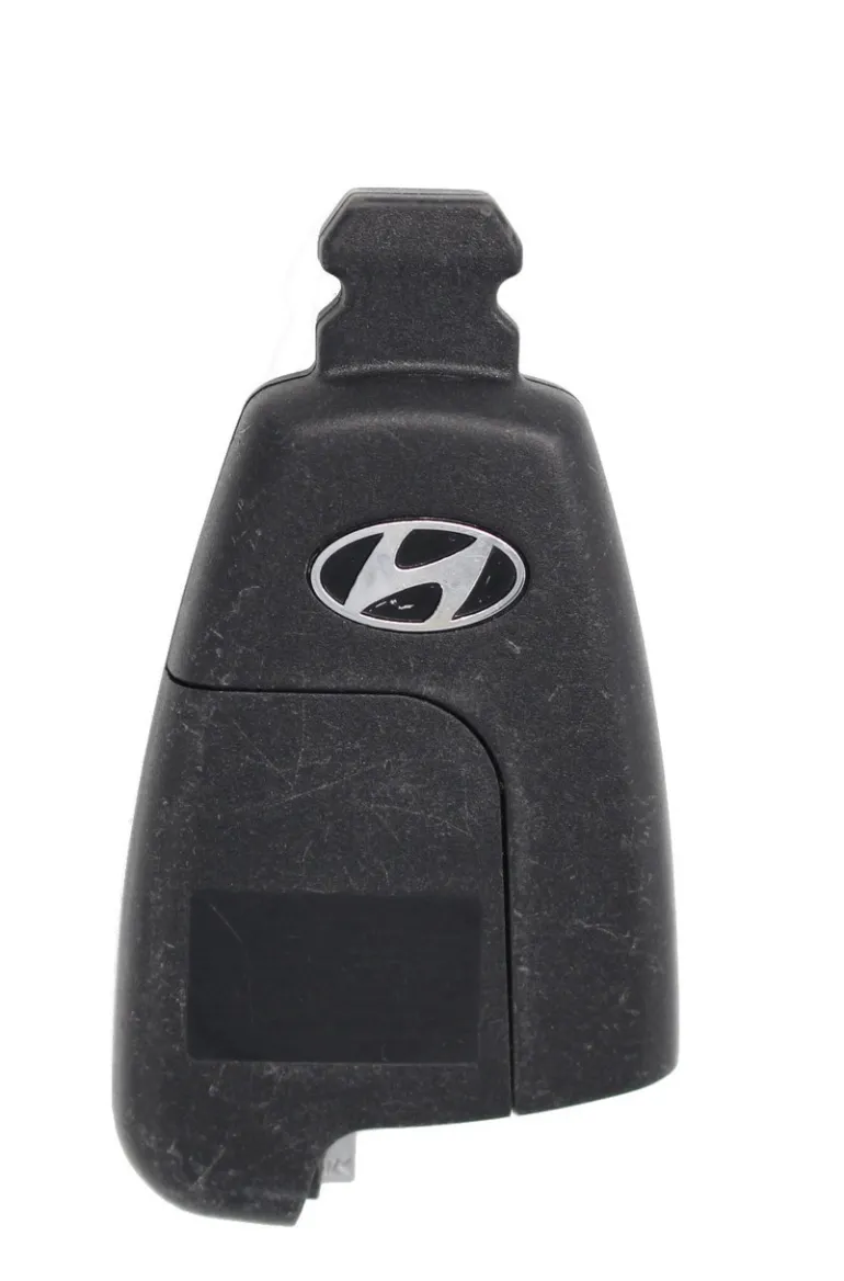 Unrefurbished OEM Hyundai SY5SVISMKFNA04 4 Button Key Fob - Grade C