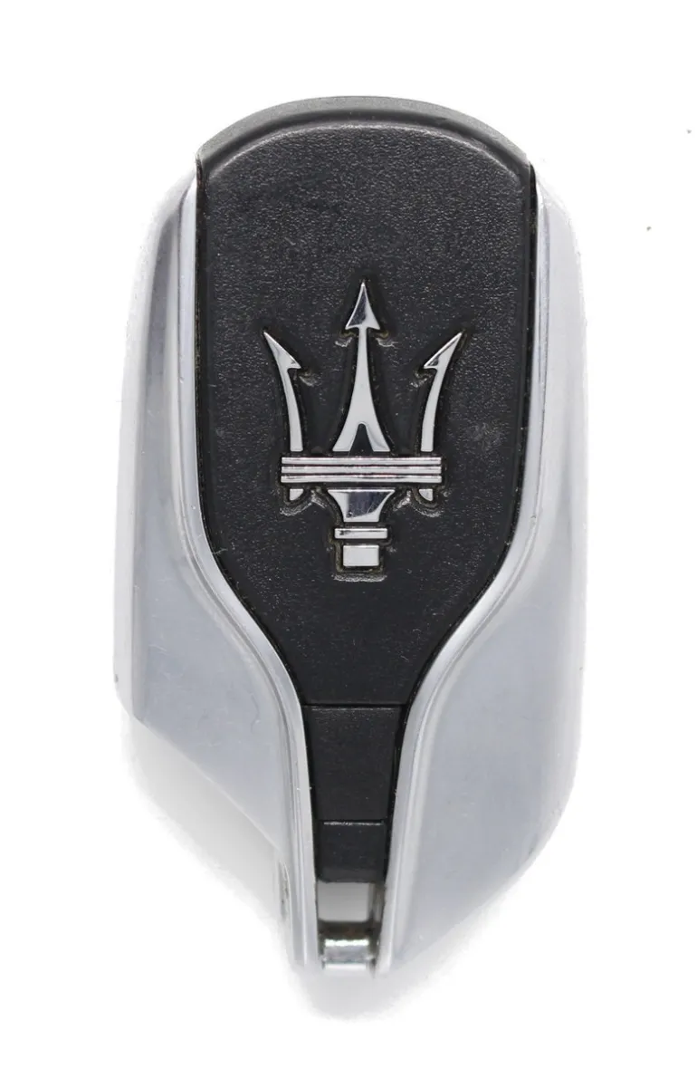 Unrefurbished OEM Maserati M3N-7393490 4 Button Key Fob - Grade C