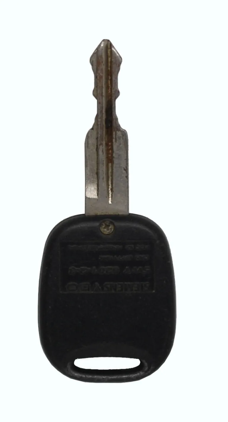 Unrefurbished OEM Suzuki KR55WY8201 2 Button Key Fob - Grade C